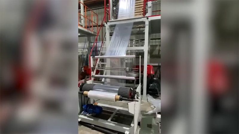 Высокоскоростной экструдер для производства пленки (с однопозиционным намотчиком)