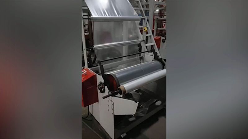 Высокоскоростной экструдер для производства пленки (с однопозиционным намотчиком)